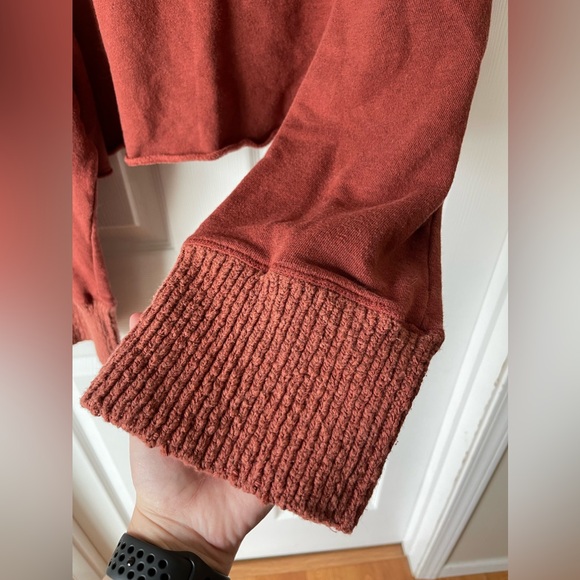 🍁 Free People Cropped Turtleneck Sweater - Picture 6 of 6